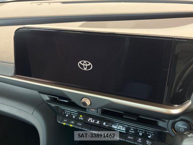 Toyota Crown Crossover 2023-01 8206994-4