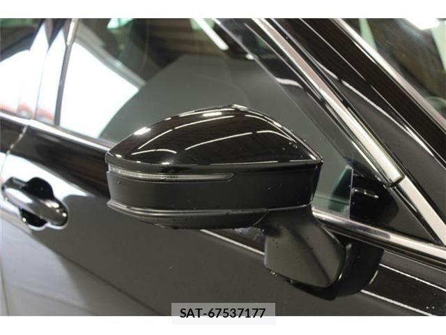 Toyota Crown Crossover 2023-01 8206999-21