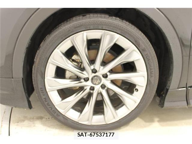 Toyota Crown Crossover 2023-01 8206999-25