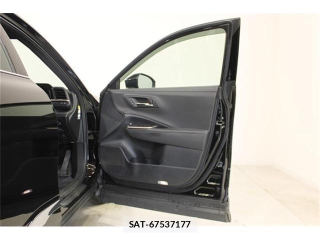 Toyota Crown Crossover 2023-01 8206999-29
