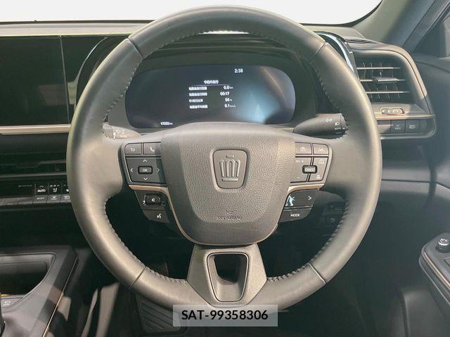 Toyota Crown Crossover 2023-04 8206986-10