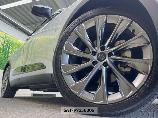 Toyota Crown Crossover 2023-04 8206986-12