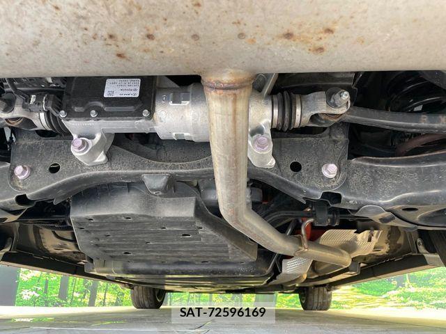Toyota Crown Crossover 2023-02 8206987-18
