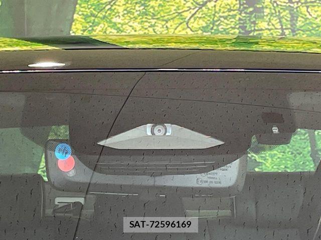 Toyota Crown Crossover 2023-02 8206987-5