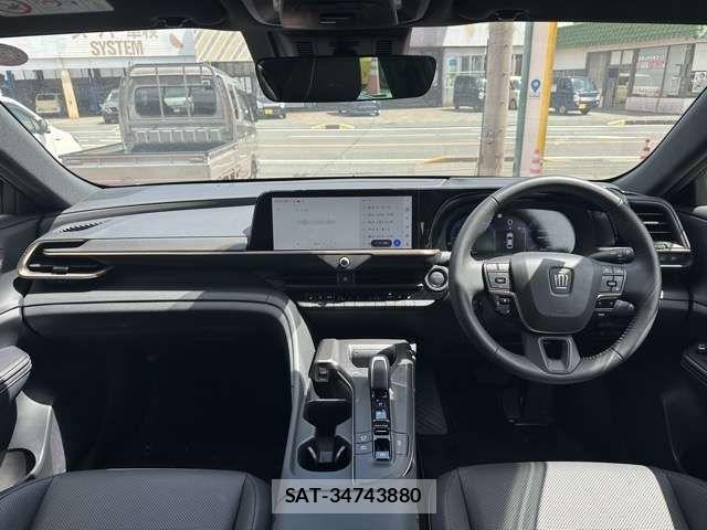 Toyota Crown Crossover 2023-12 8206998-11