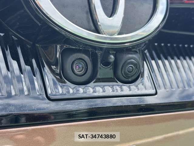 Toyota Crown Crossover 2023-12 8206998-13