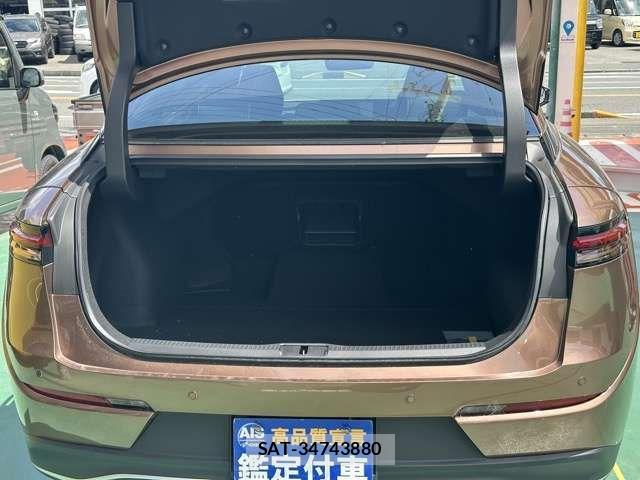 Toyota Crown Crossover 2023-12 8206998-14