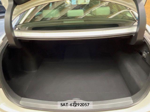 Toyota Crown Crossover 2024-02 8229364-9