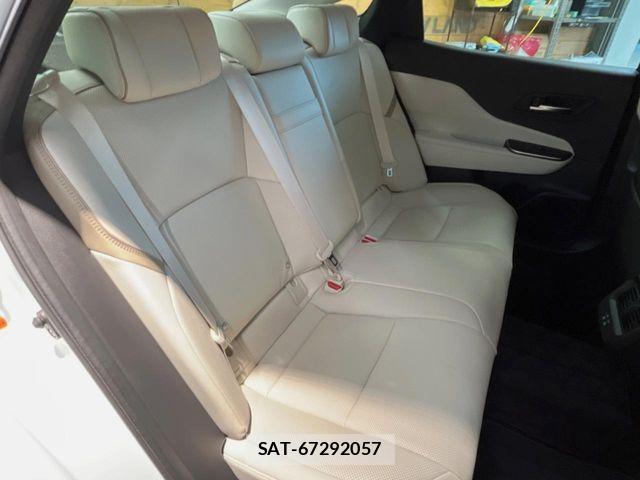 Toyota Crown Crossover 2024-02 8229364-8