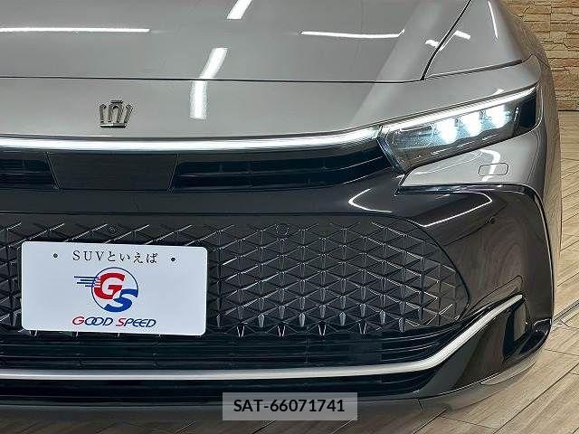Toyota Crown Crossover 2022-10 8244896-19