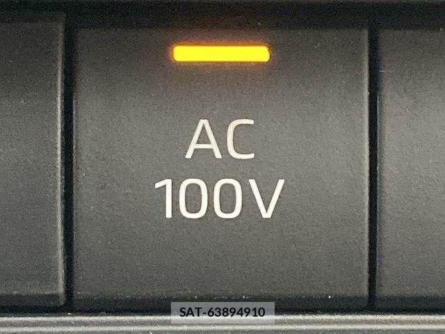 Toyota Crown Crossover 2023-08 8244893-9