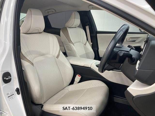 Toyota Crown Crossover 2023-08 8244893-10