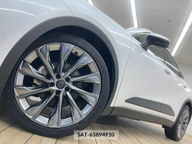 Toyota Crown Crossover 2023-08 8244893-18