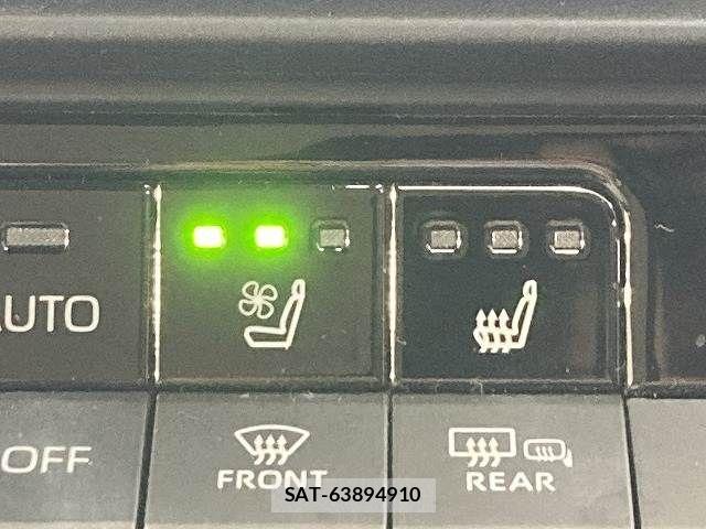 Toyota Crown Crossover 2023-08 8244893-8