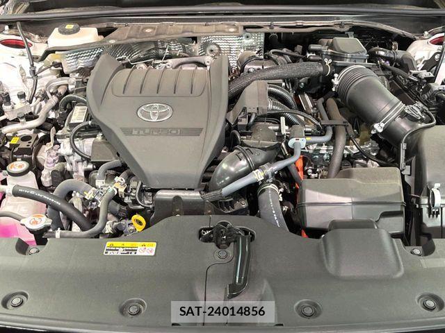 Toyota Crown Crossover 2023-07 8244892-17