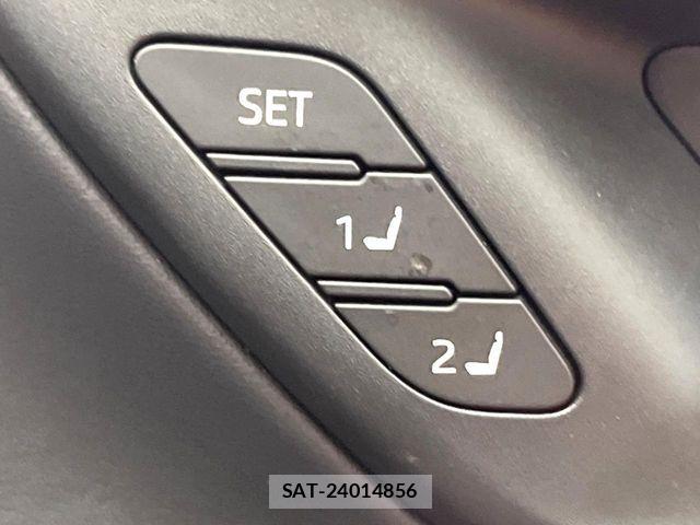 Toyota Crown Crossover 2023-07 8244892-7