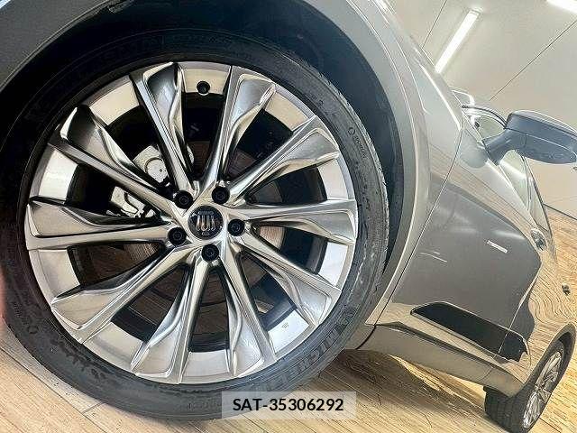 Toyota Crown Crossover 2023-08 8244894-18
