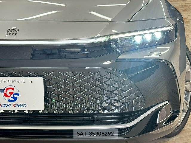 Toyota Crown Crossover 2023-08 8244894-19