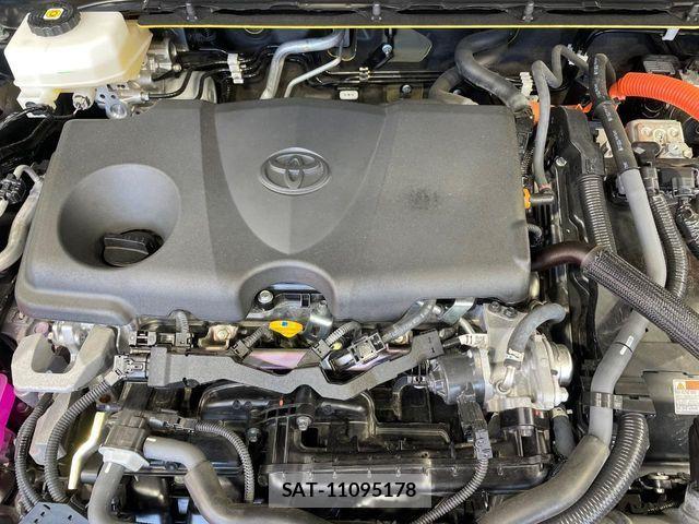 Toyota Crown Crossover 2023-11 8244898-17
