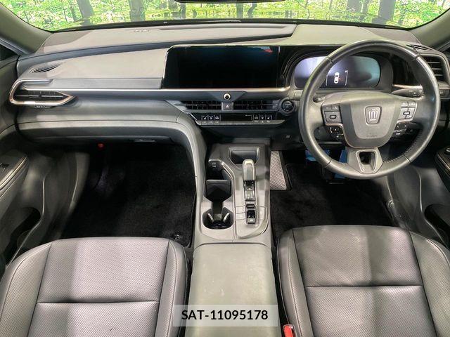 Toyota Crown Crossover 2023-11 8244898-1