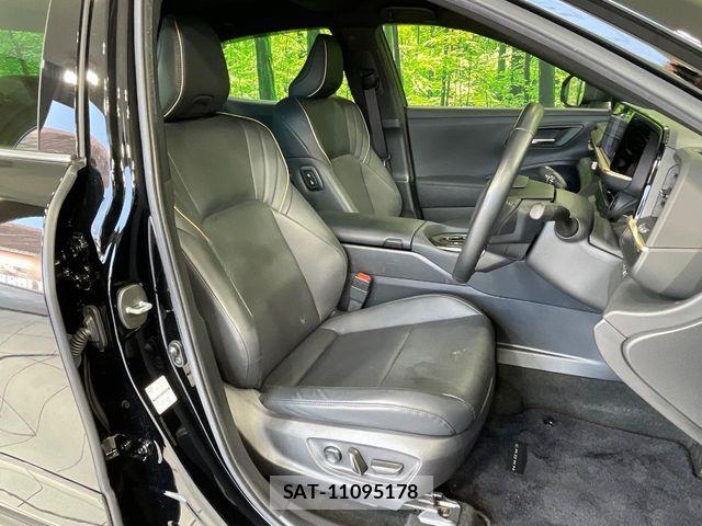 Toyota Crown Crossover 2023-11 8244898-7