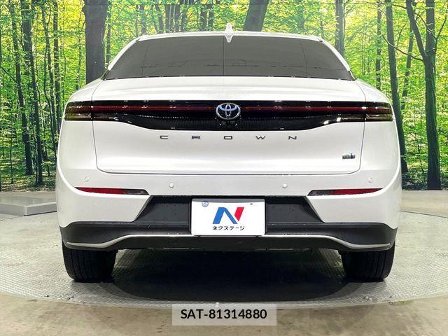 Toyota Crown Crossover 2023-09 8244891-14