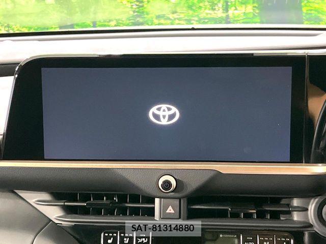 Toyota Crown Crossover 2023-09 8244891-2