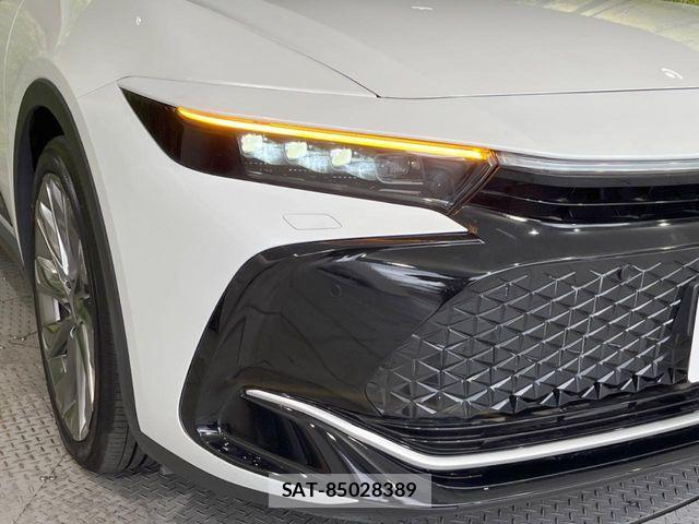 Toyota Crown Crossover 2023-01 8244895-12