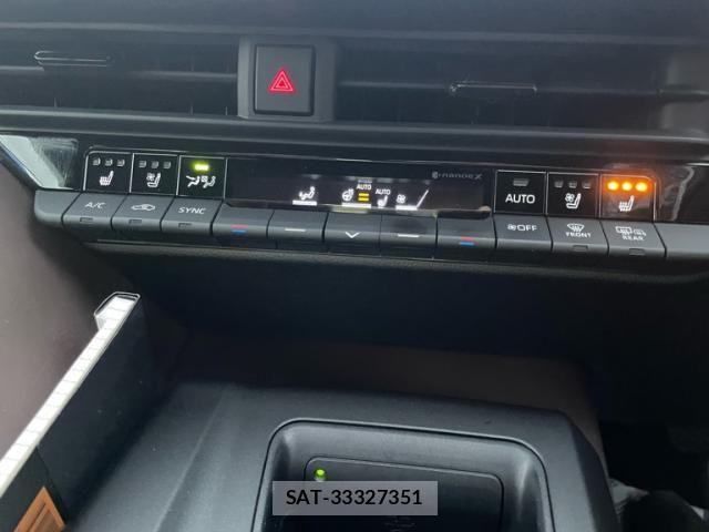 Toyota Crown Crossover 2023-10 8313855-20