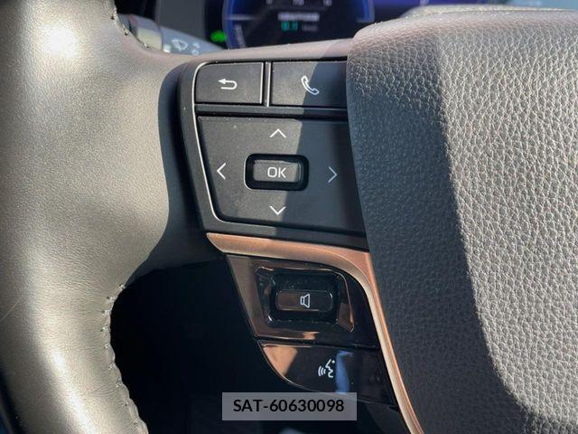 Toyota Crown Crossover 2023-01 8313839-4
