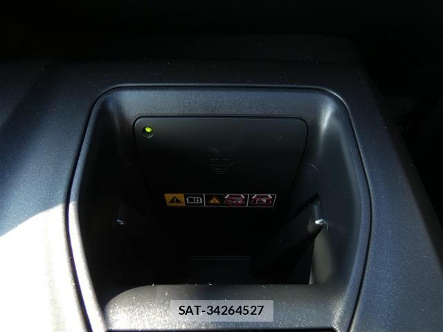 Toyota Crown Crossover 2023-10 8313840-9