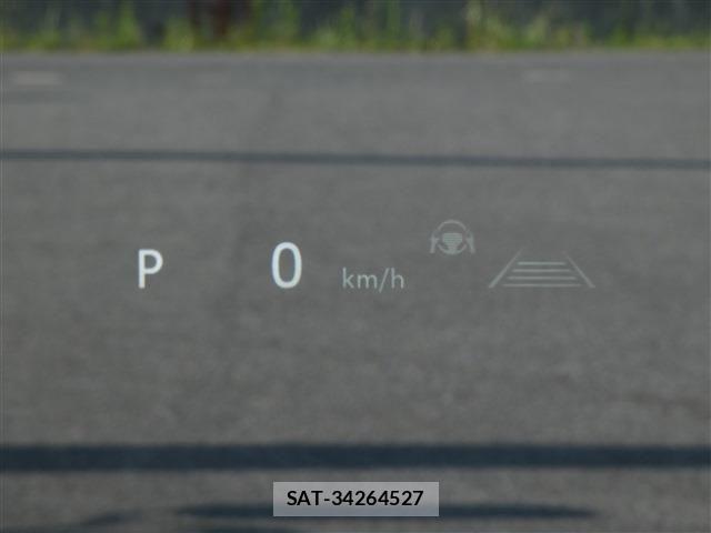 Toyota Crown Crossover 2023-10 8313840-13