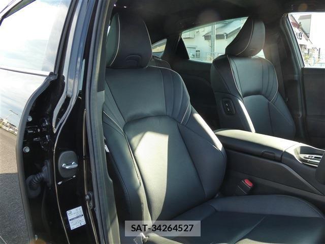 Toyota Crown Crossover 2023-10 8313840-24