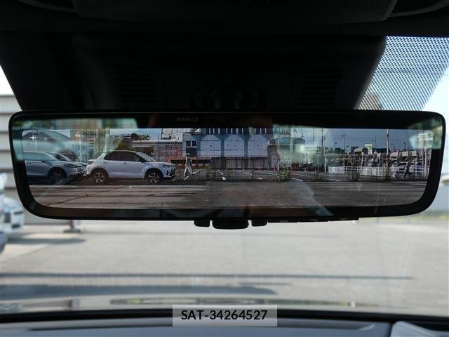Toyota Crown Crossover 2023-10 8313840-6