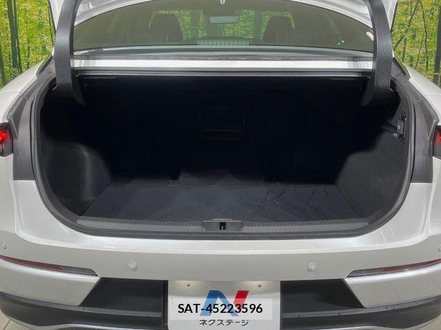 Toyota Crown Crossover 2023-01 8313838-11