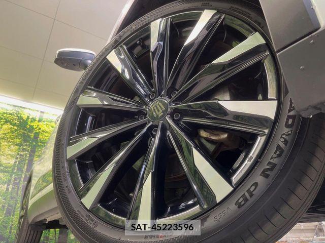 Toyota Crown Crossover 2023-01 8313838-14
