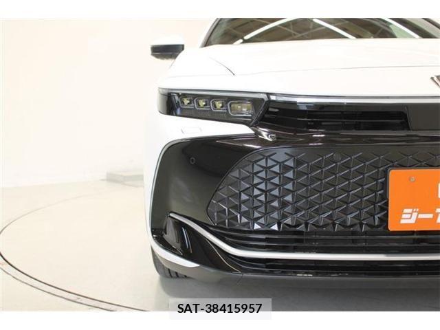 Toyota Crown Crossover 2023-03 8313856-15