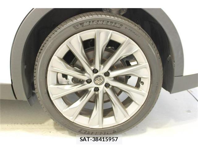 Toyota Crown Crossover 2023-03 8313856-23