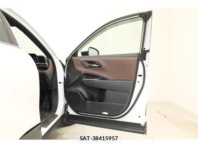 Toyota Crown Crossover 2023-03 8313856-28