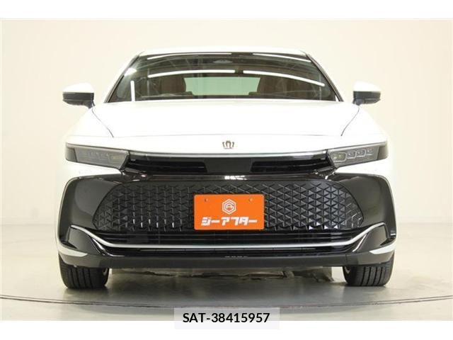 Toyota Crown Crossover 2023-03 8313856-6