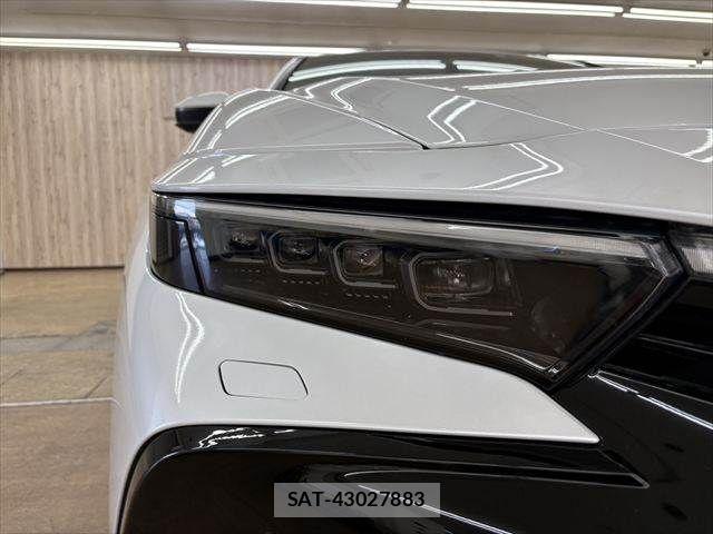 Toyota Crown Crossover 2023-01 8313842-19
