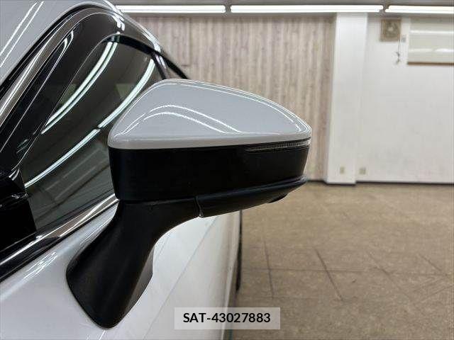 Toyota Crown Crossover 2023-01 8313842-20