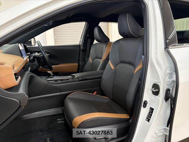 Toyota Crown Crossover 2023-01 8313842-29