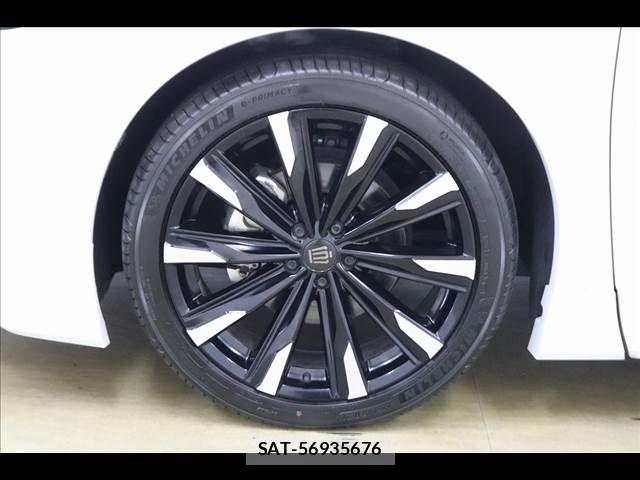Toyota Crown Crossover 2023-01 8313837-23