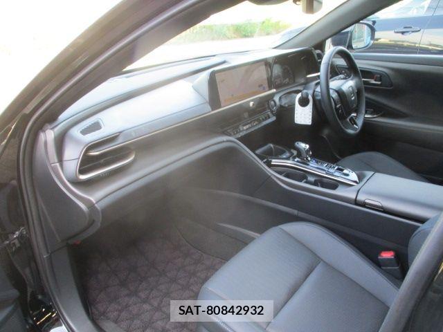 Toyota Crown Crossover 2025-08 8313836-13