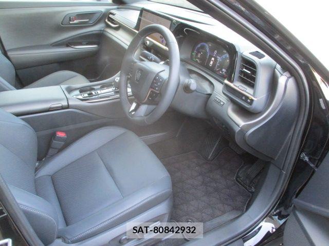 Toyota Crown Crossover 2025-08 8313836-1