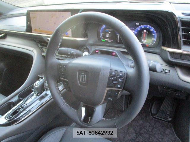 Toyota Crown Crossover 2025-08 8313836-20