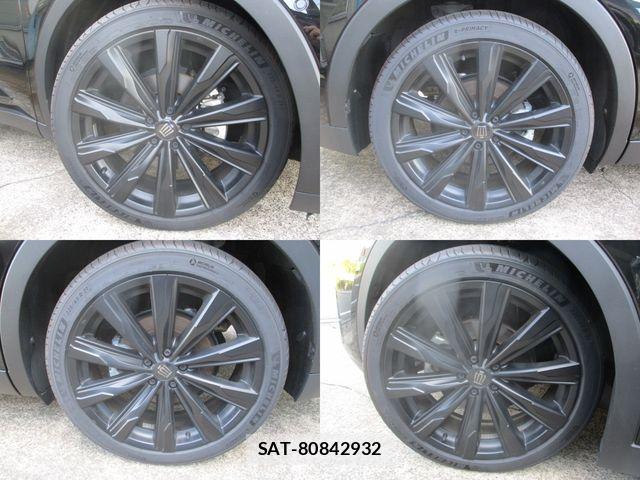 Toyota Crown Crossover 2025-08 8313836-7
