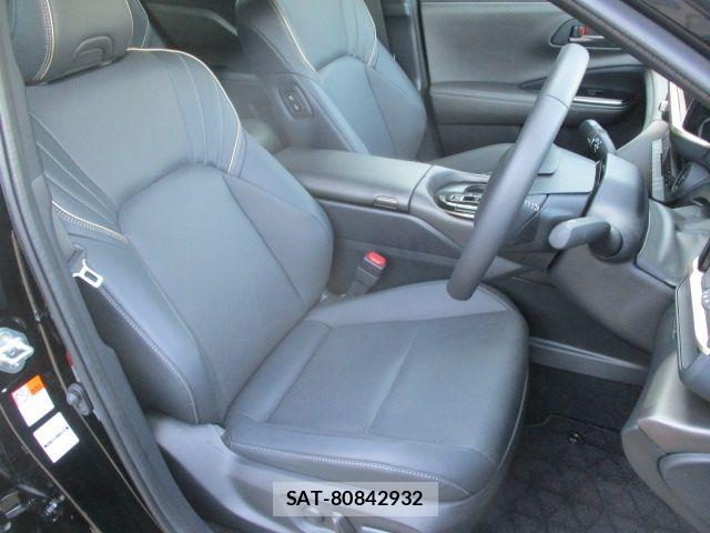 Toyota Crown Crossover 2025-08 8313836-8