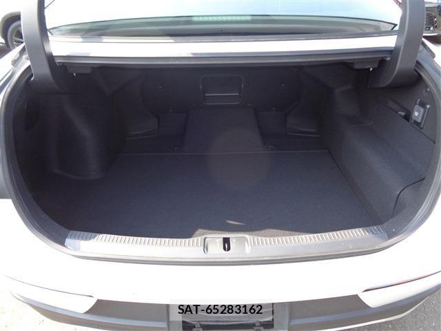 Toyota Crown Crossover 2023-10 8313841-15